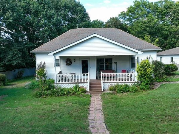 100 Fisher Avenue , Sawyerville, IL 62085