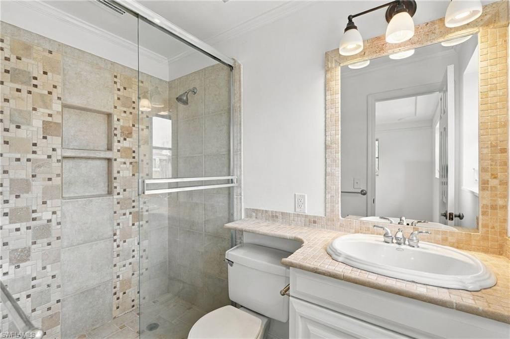 1195 Clam Ct , Unit 203, Naples, FL 34102 Photo