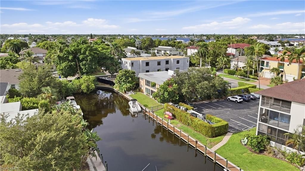 1195 Clam Ct , Unit 203, Naples, FL 34102 Photo