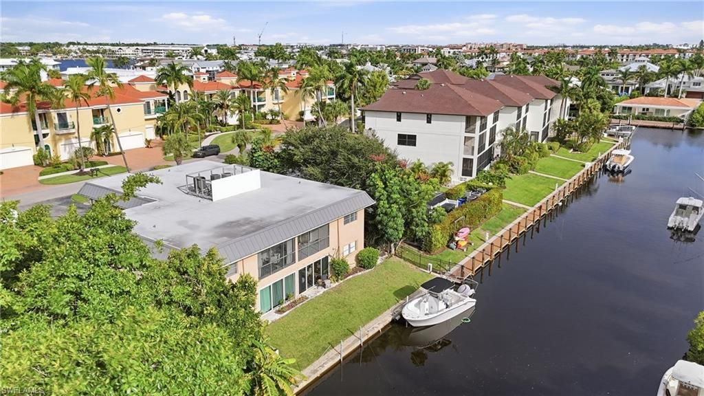 1195 Clam Ct , Unit 203, Naples, FL 34102 Photo