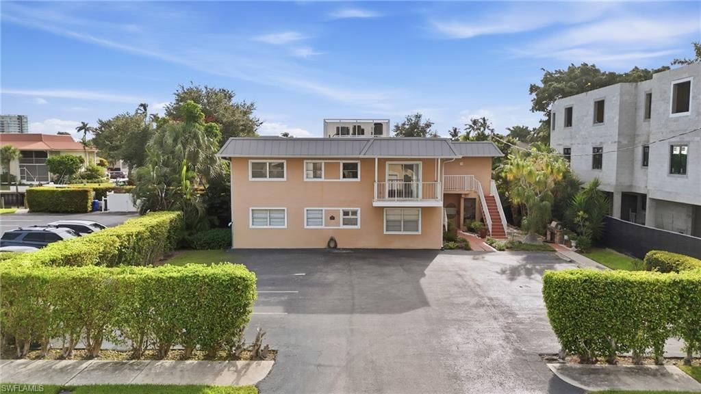 1195 Clam Ct , Unit 203, Naples, FL 34102 Photo