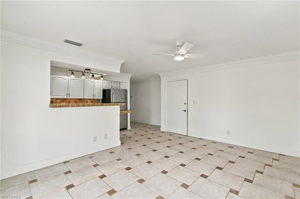 1195 Clam Ct , Unit 203, Naples, FL 34102 Photo