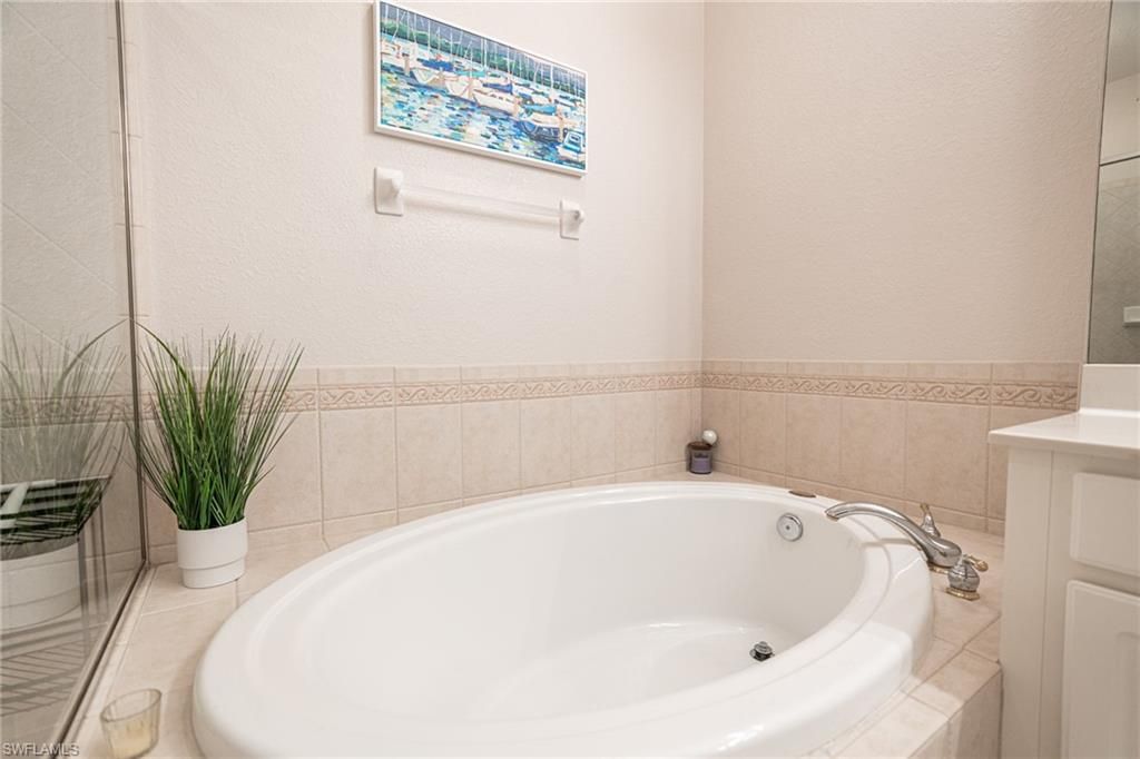 13841 Lake Mahogany Blvd, Unit 3622, Fort Myers, FL 33907 Photo