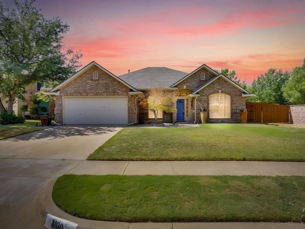 3100 Andrew Court, Bedford, TX 76021