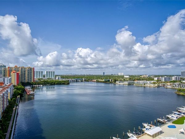 250 174th ST , Unit 1704, Sunny Isles Beach, FL 33160