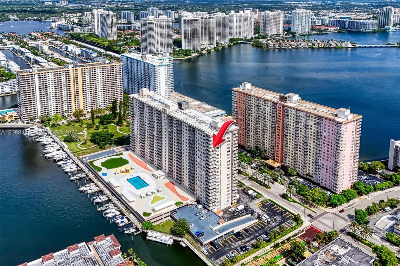 250 174th St , Unit 1704, Sunny Isles Beach, FL 33160 Photo