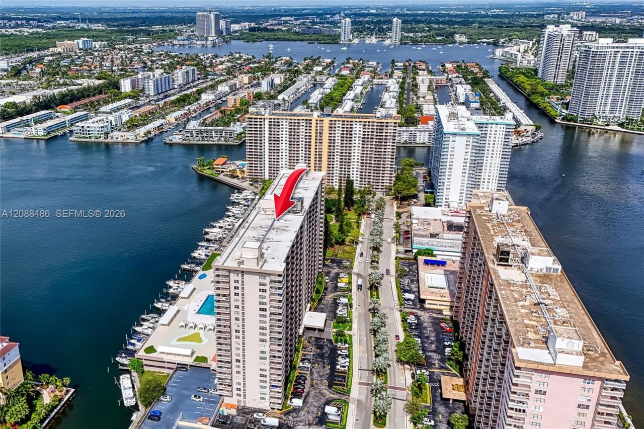 250 174th St , Unit 1704, Sunny Isles Beach, FL 33160 Photo