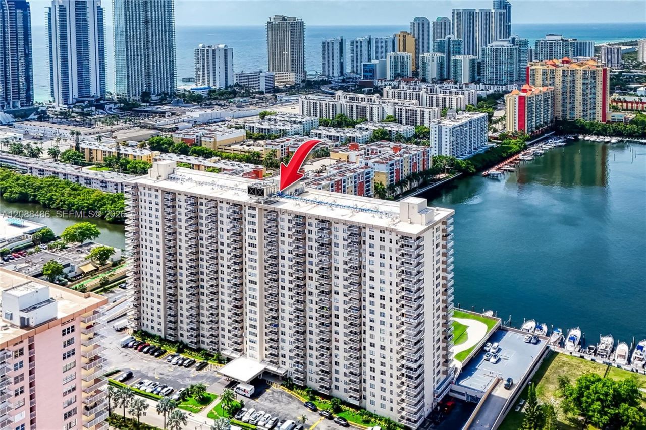 250 174th St , Unit 1704, Sunny Isles Beach, FL 33160 Photo