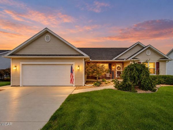 34 Kyle Drive, Wapakoneta, OH 45895