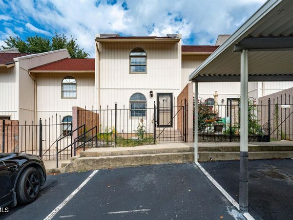 105 Phoenix Court, Unit 105, Kingsport, TN 37663