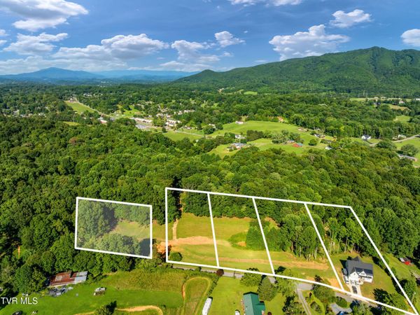 180 Water Tank Hill Road, Johnson City, TN 37604