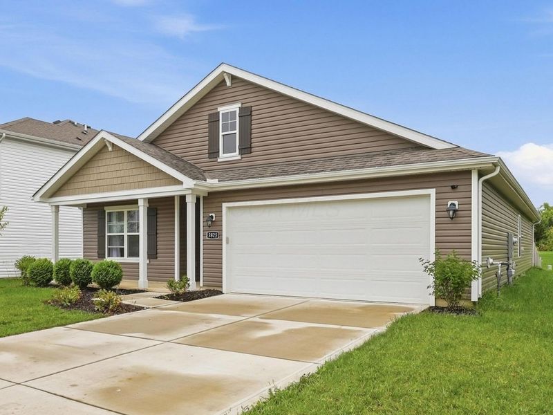 3823 Alledonia Drive, Grove City, OH 43123 Photo 2