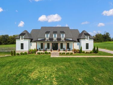 5440 Lexington Road, Lexington, KY 40511