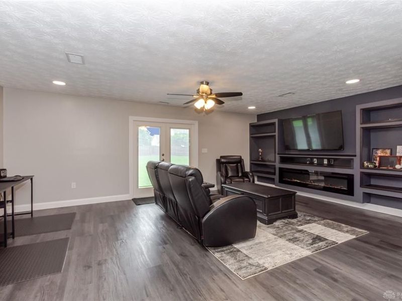 7290 Eyler Drive, Springboro, OH 45066 Photo 9