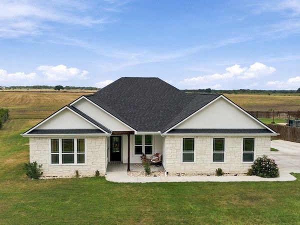 192 Kimbrough, Seguin, TX 78155