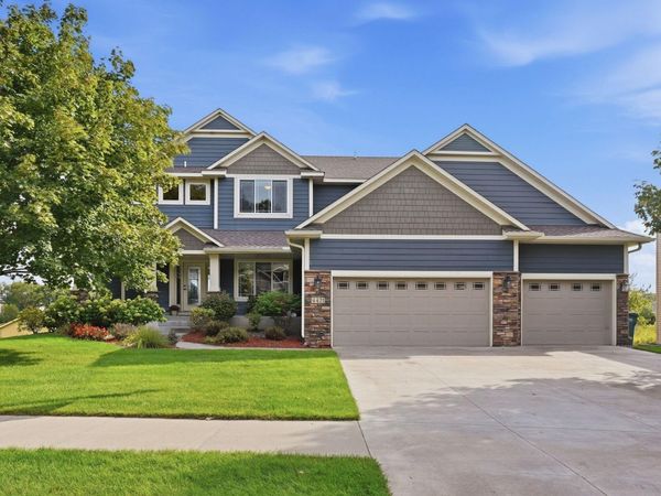 4421 118th Avenue NE, Blaine, MN 55449