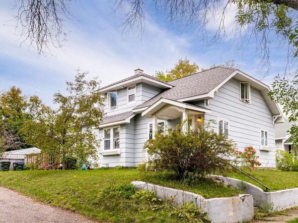 421 10th Street , Cloquet, MN 55720