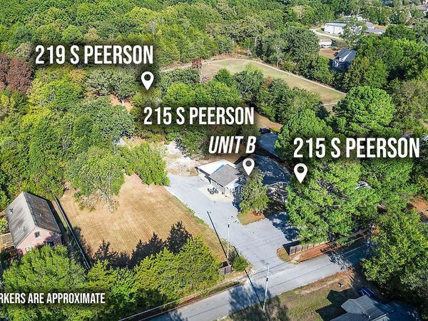 215/215B/219 S Peerson Street , Fayetteville, AR 72701