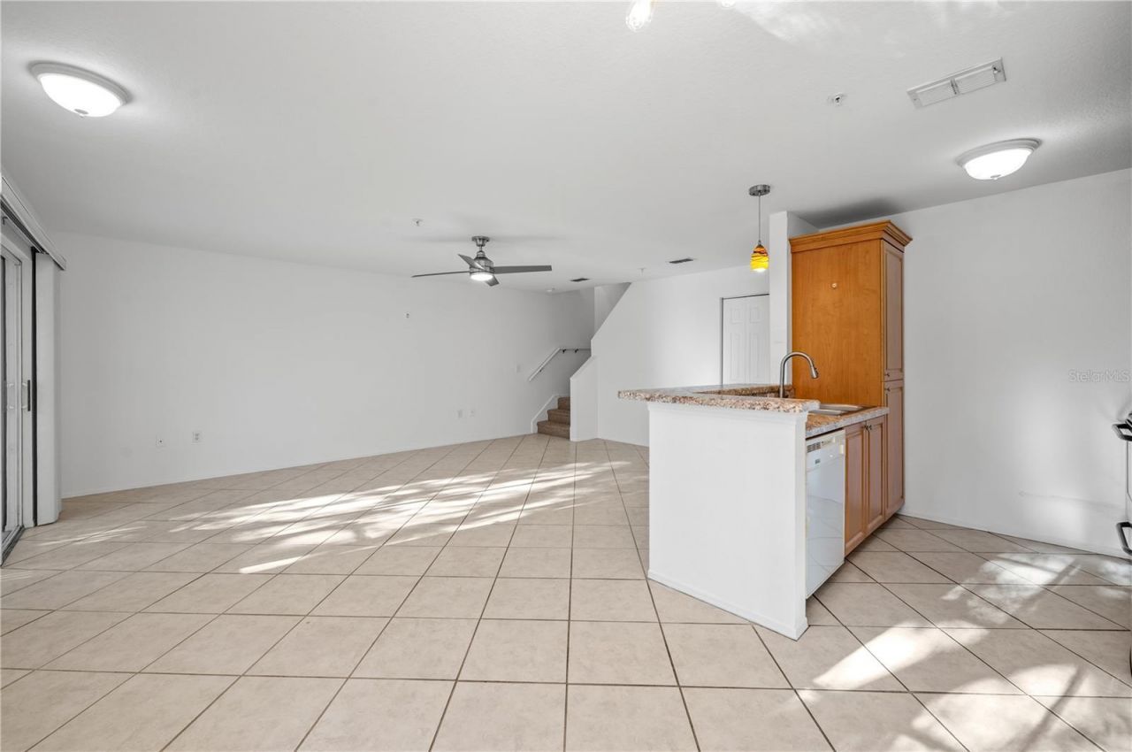 850 S Tamiami Trail , Unit 530, Sarasota, FL 34236 Photo