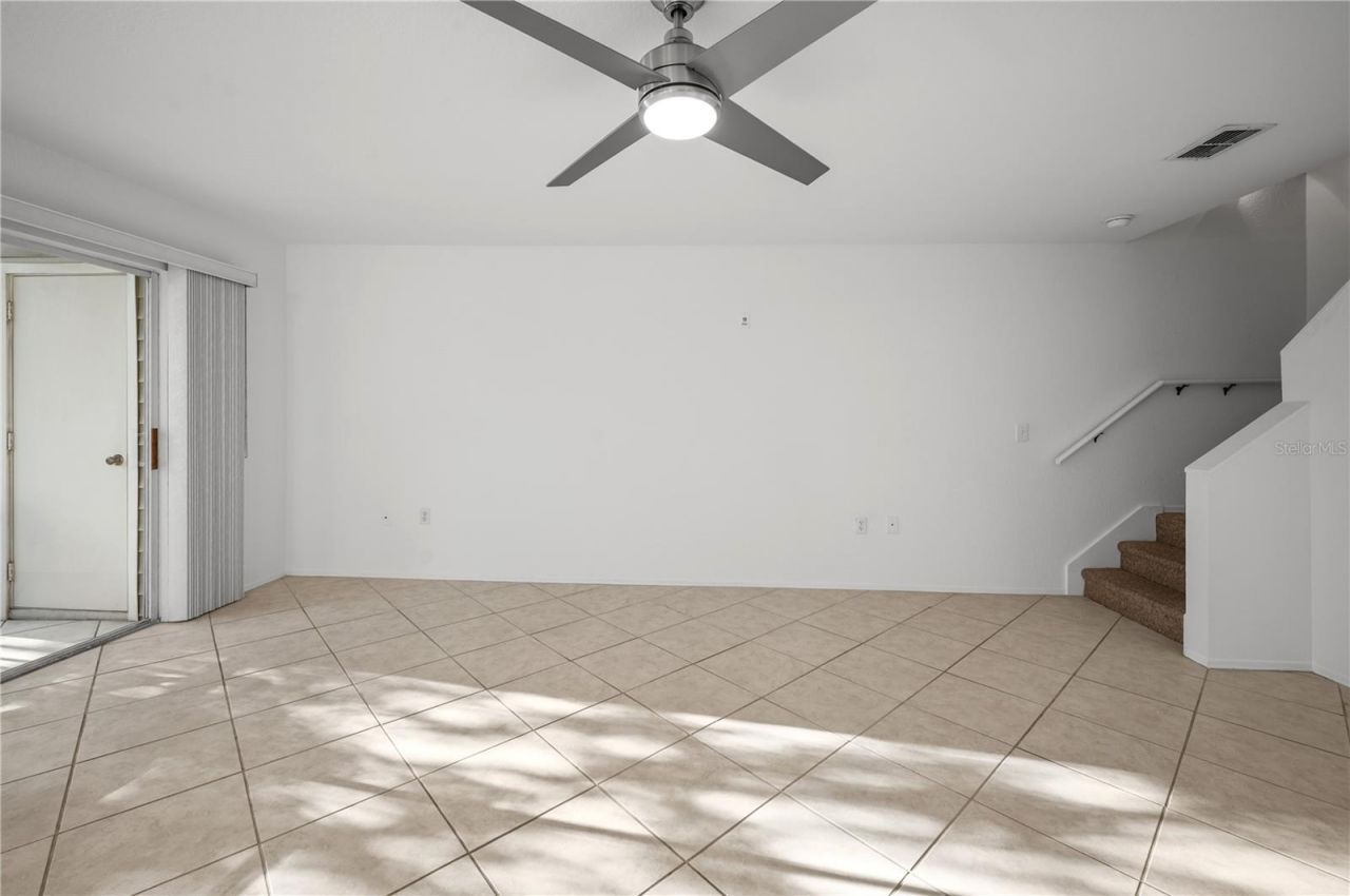 850 S Tamiami Trail , Unit 530, Sarasota, FL 34236 Photo