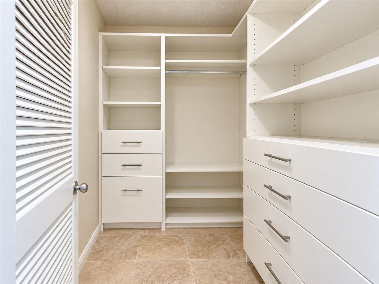 2979 Captiva Gardens Drive, Unit 22, Sarasota, FL 34231 Photo