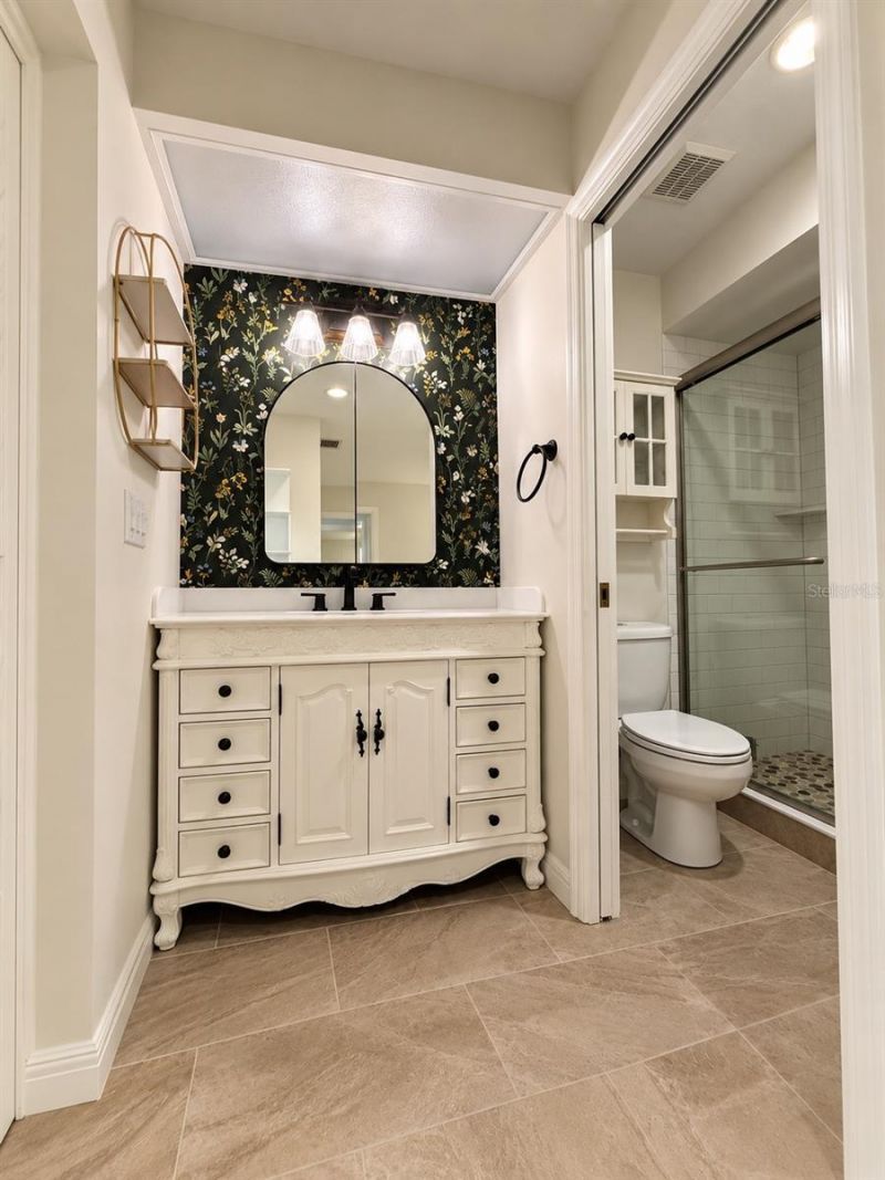 2979 Captiva Gardens Drive, Unit 22, Sarasota, FL 34231 Photo