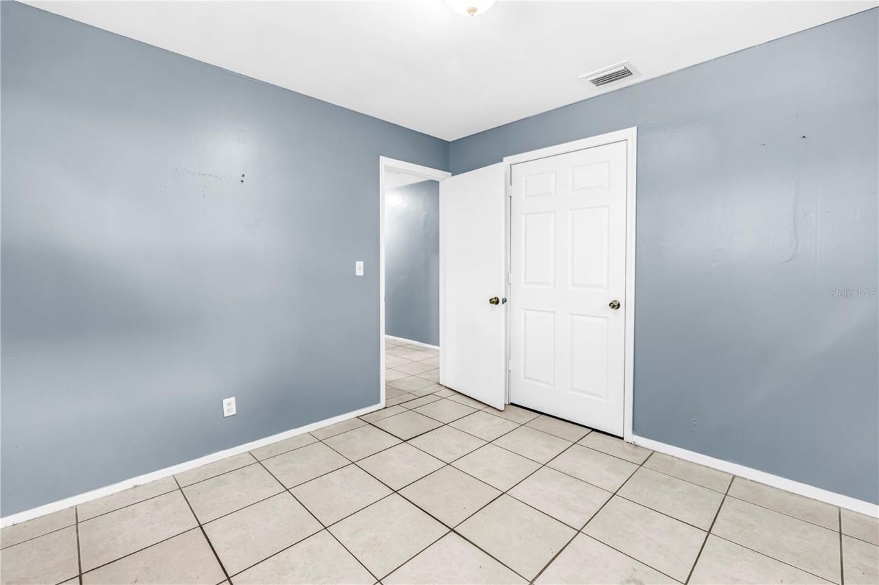 930 Alcazar Way S, Saint Petersburg, FL 33705 Photo