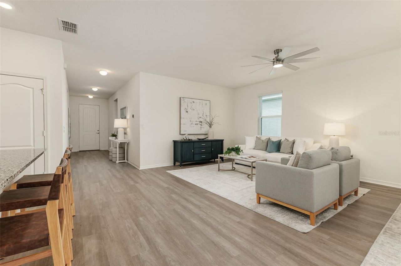 1525 Mattie Pointe Place, Auburndale, FL 33823 Photo