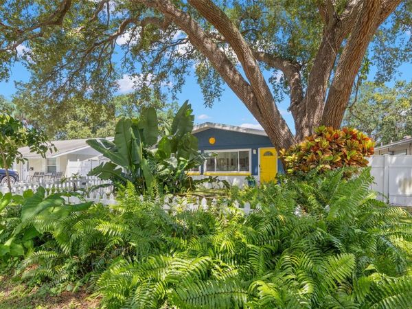 613 CEDARWOOD STREET N, ST PETERSBURG, FL 33703