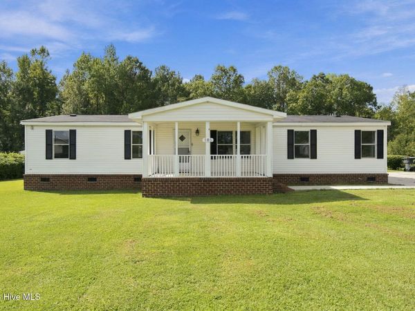 185 New Hope Lane SE, Leland, NC 28451