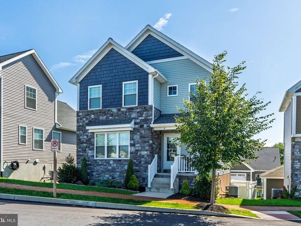 4 PACIFIC BOULEVARD, EPHRATA, PA 17522