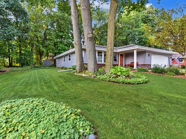 5879 Ramona Dr, Greendale, WI 53129