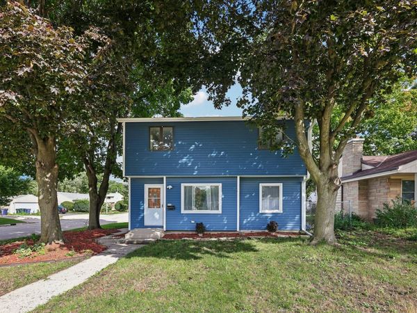 904 S 112th St, West Allis, WI 53214