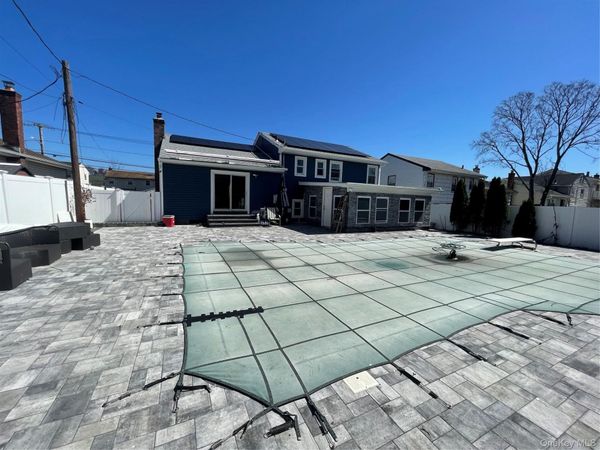 1575 Prospect Avenue , East Meadow, NY 11554