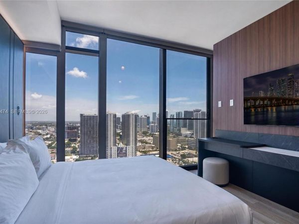 20 NE 11 ST , Unit 3103B, Miami, FL 33132