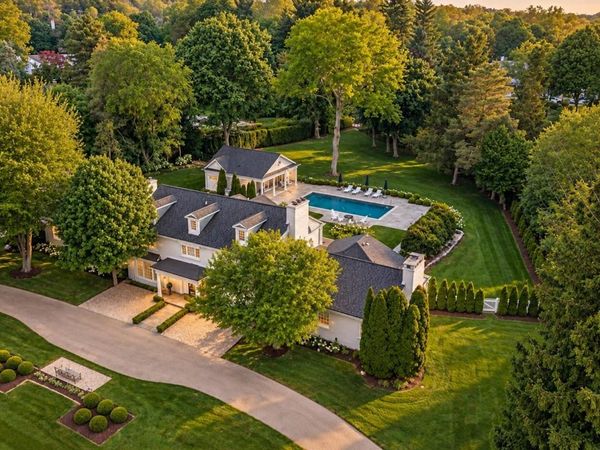 232 Guilford Road , Bloomfield Hills, Mi 48304