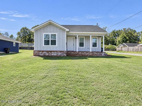 50 Plum Street, Lucedale, MS 39452