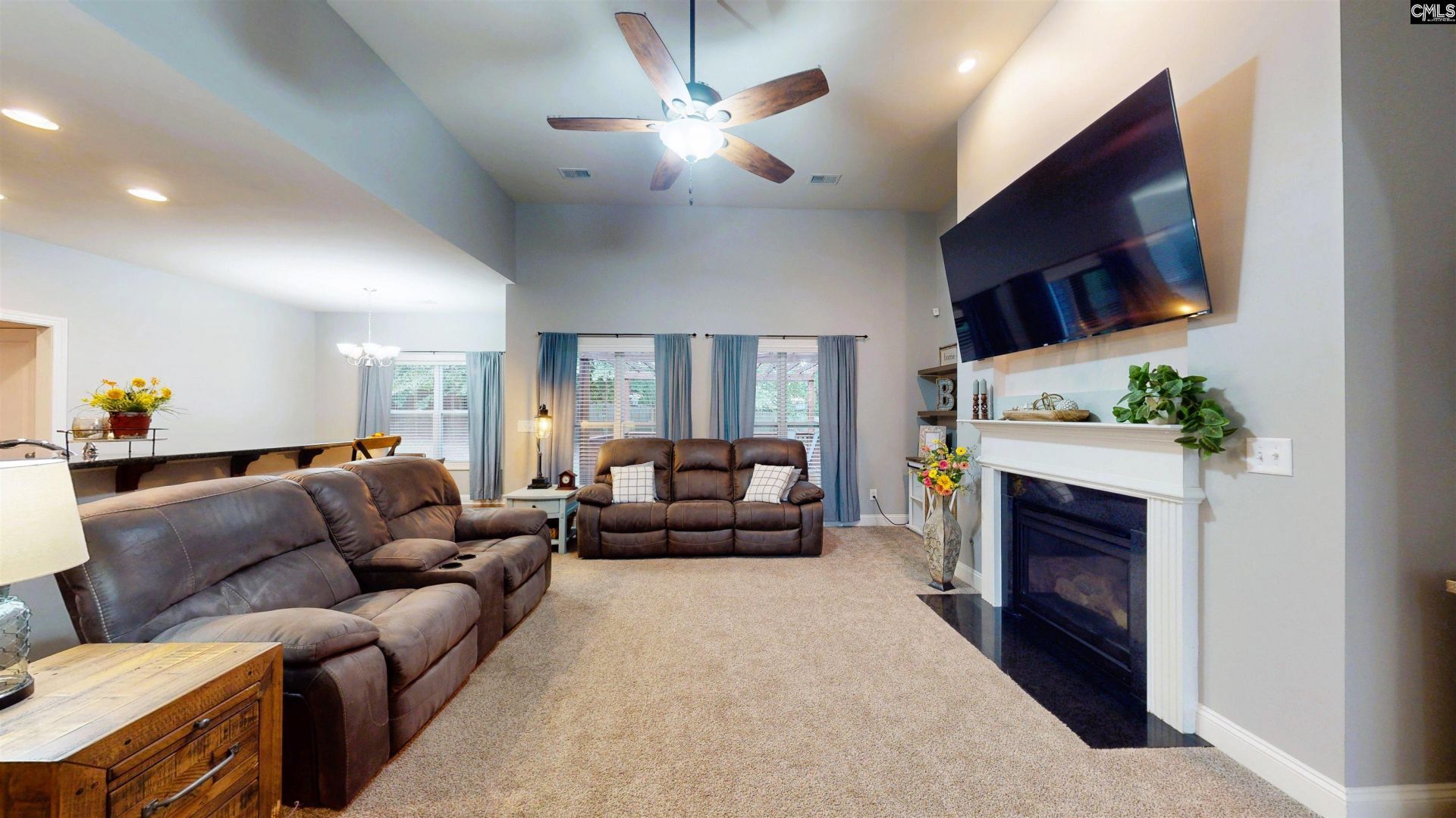 211 Bronze Drive Photo 10