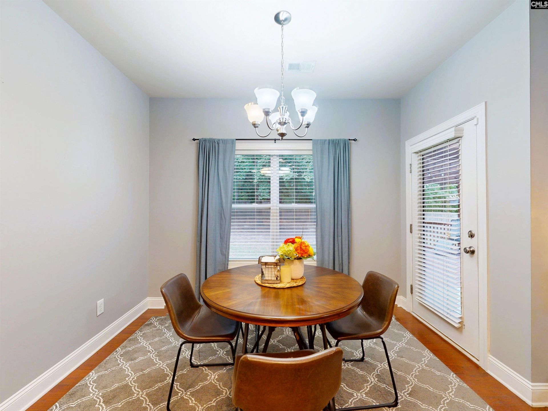 211 Bronze Drive Photo 17