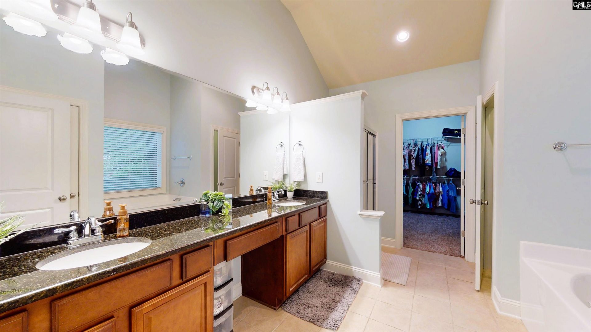 211 Bronze Drive Photo 38