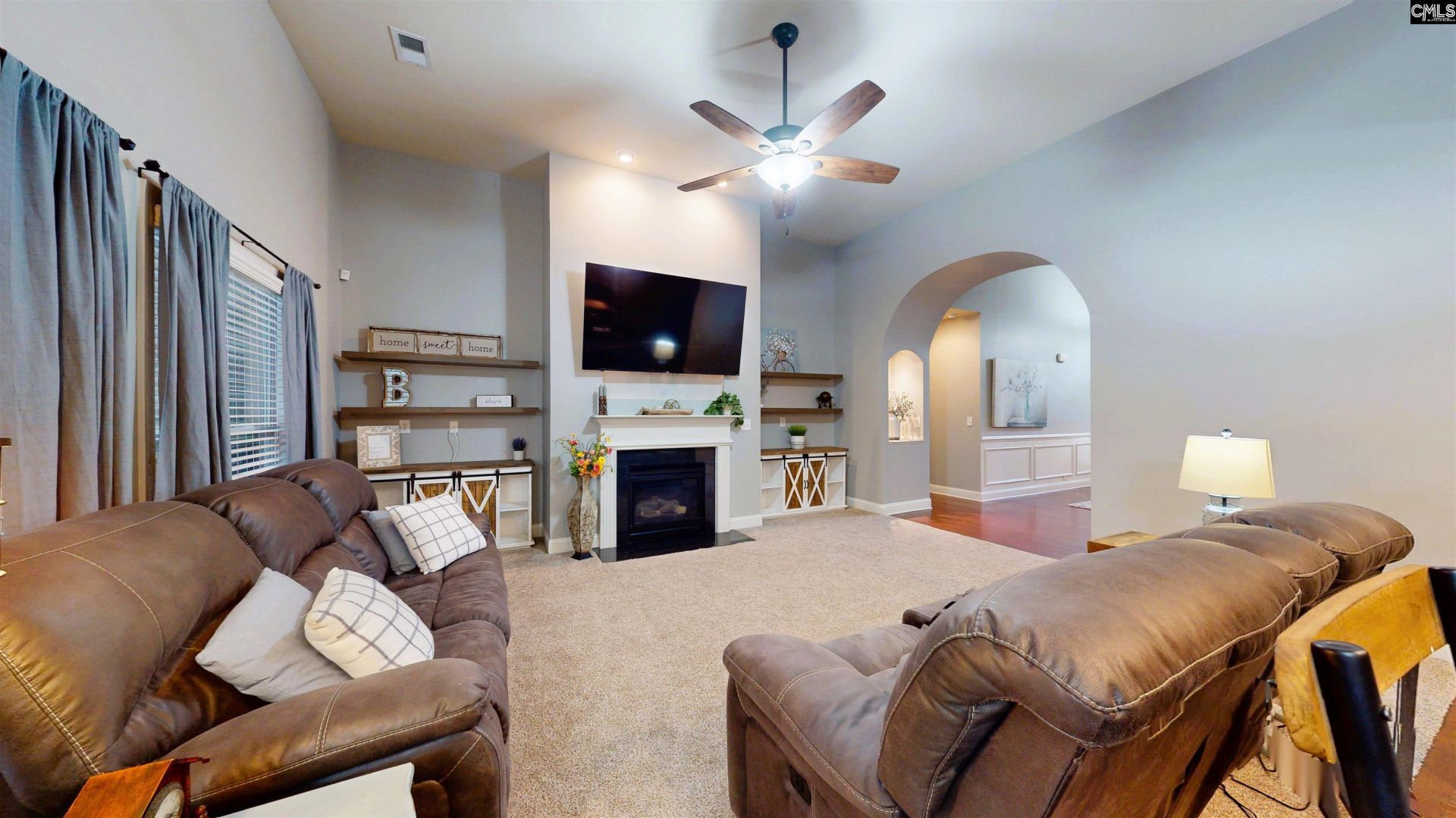 211 Bronze Drive Photo 8