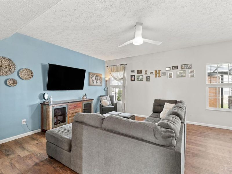 9427 Morris Drive, Harrison, OH 45030 Photo 3
