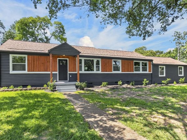 900 Vantrease Rd , Madison, TN 37115