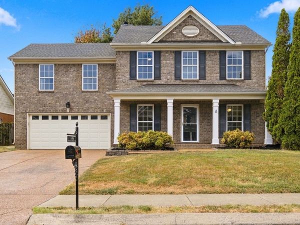 1006 Tanyard Springs Dr, Spring Hill, TN 37174
