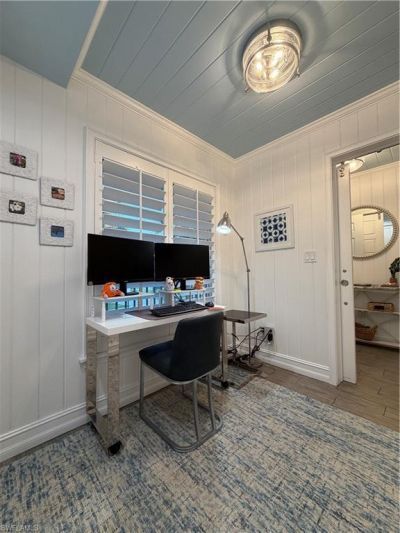 9101 Vanderbilt Dr , Unit 204, Naples, FL 34108 Photo