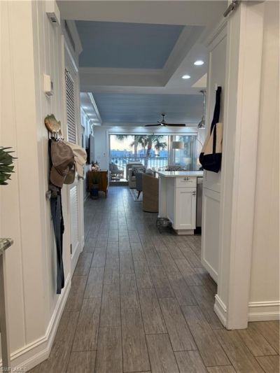 9101 Vanderbilt Dr , Unit 204, Naples, FL 34108 Photo