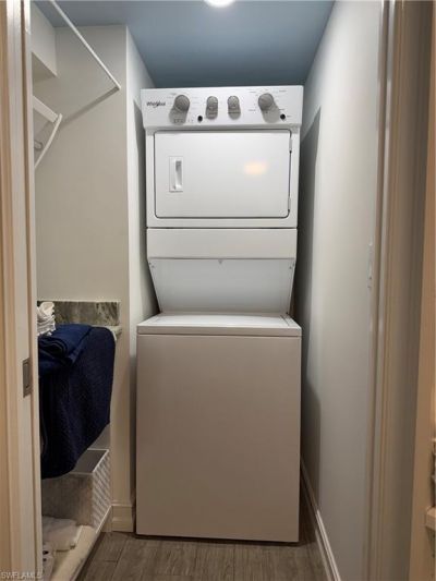 9101 Vanderbilt Dr , Unit 204, Naples, FL 34108 Photo