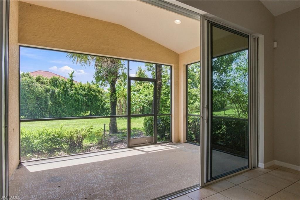 2022 Fairmont Ln, Naples, FL 34120 Photo