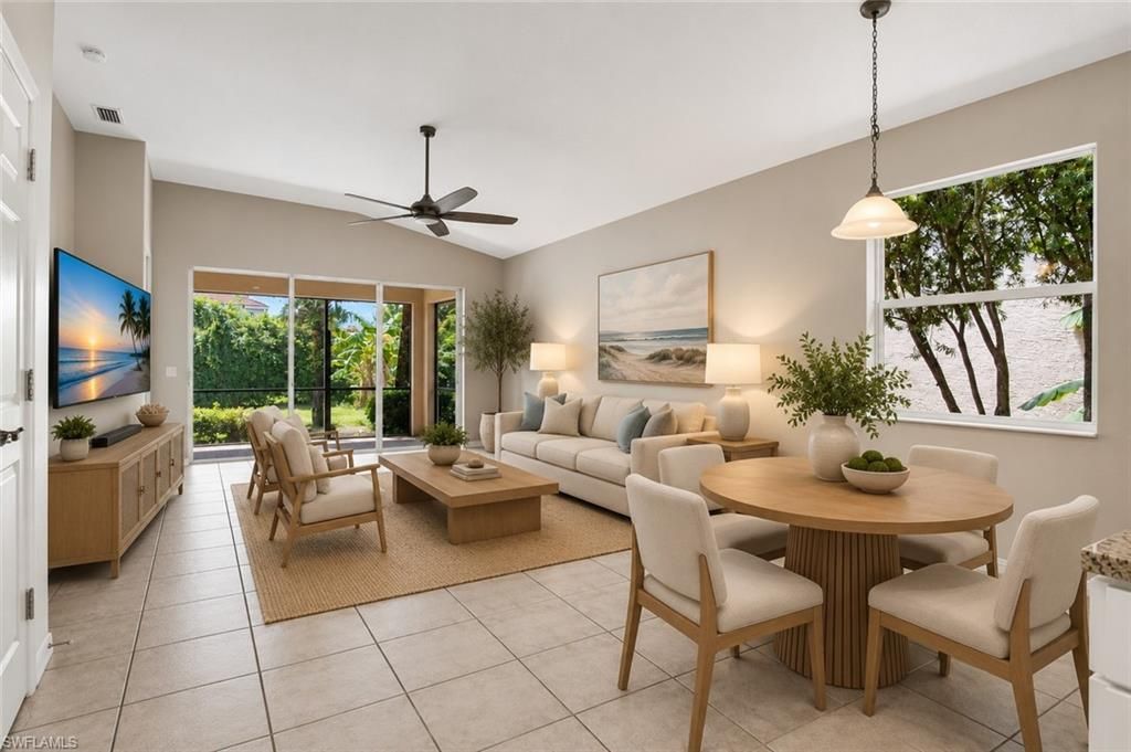 2022 Fairmont Ln, Naples, FL 34120 Photo