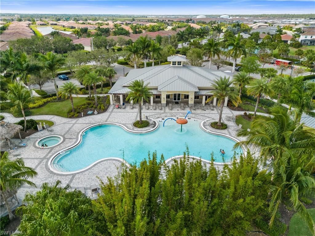 2022 Fairmont Ln, Naples, FL 34120 Photo